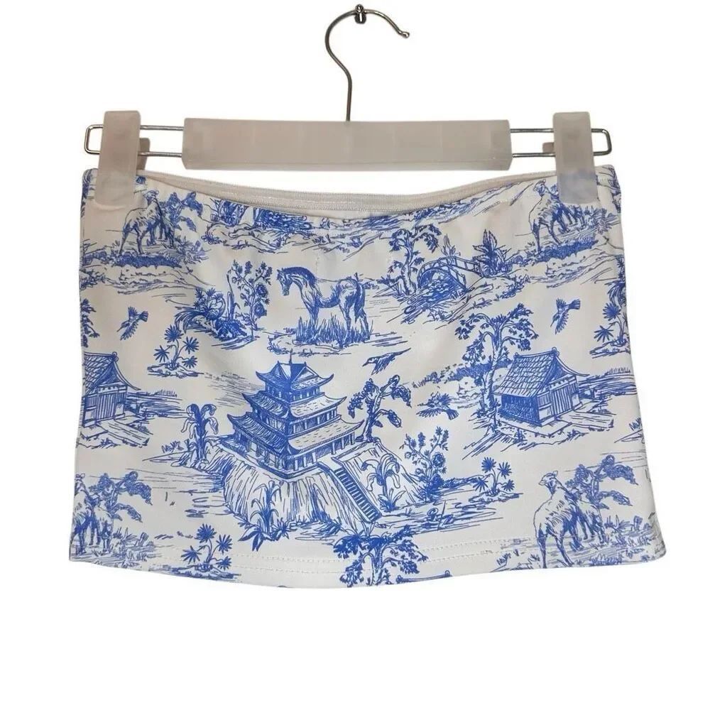 NWOT Edikted Delft Toile Chinoiserie Print Strapless Bandeau White & Blue Tube T